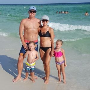 Meet your Posher, Gina